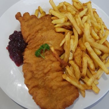 Schnitzel Pommes