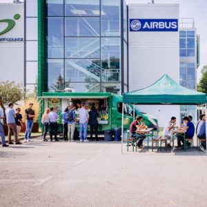 Food Truck devant AISC Airbus Blagnac