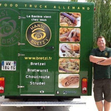 Fabian et l'arrière du Food Truck