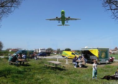 Airbus Lagardère le premier Food Truck en France: Hans'l & Bretz'l